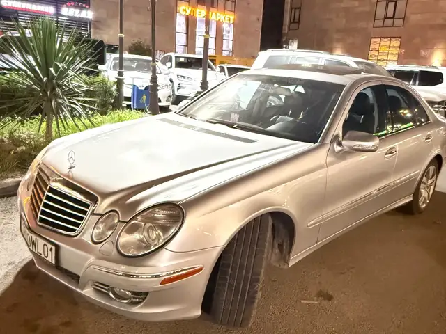 Mercedes-Benz E class
