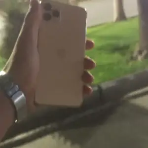 Apple iPhone 11 Pro Max, 256 gb, Gold, Душанбе