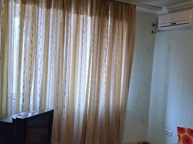1-комн. квартира, 3 этаж, 32 м², кучаи Хофизи Шерози, Бустон (Чкаловск)