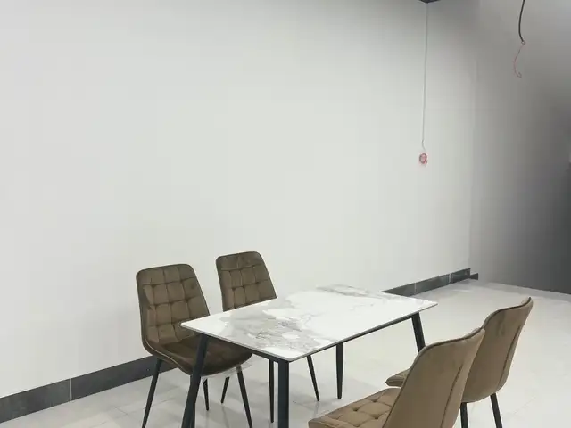 Стол и стулья, Душанбе