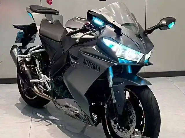 Мотоцикл Kawasaki, Душанбе