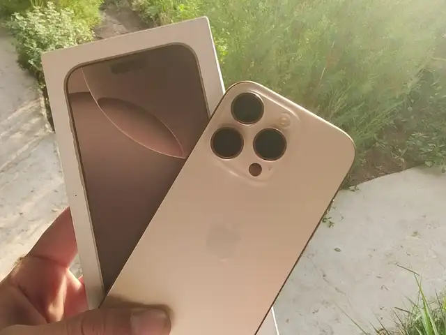 Apple iPhone 16 Pro, 128 gb, Desert Titanium, Душанбе