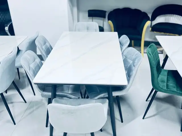 Стол и стулья, Душанбе