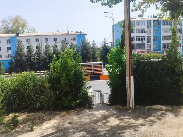 3-комн. квартира, 1 этаж, 180м², 7 километр кучи Айни, Душанбе