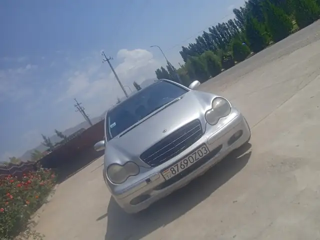 Mercedes-Benz C class