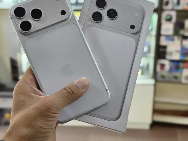 Apple iPhone 17 Pro Max, 256 gb, Silver, Кабодиён