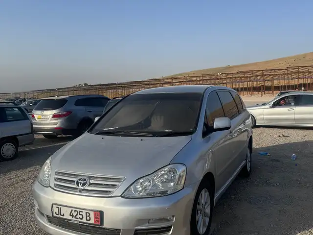Toyota Ipsum