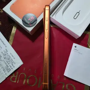 Apple iPhone 17 Pro, 256 gb, Cosmic Orange, Худжанд