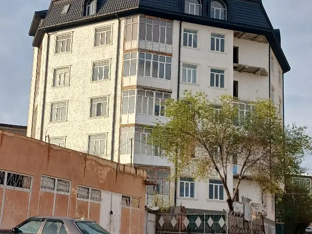 2-комн. квартира, 6 этаж, 76 м², Бахор, Исфара