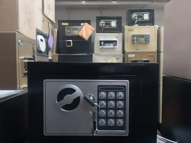 Сейф, Душанбе