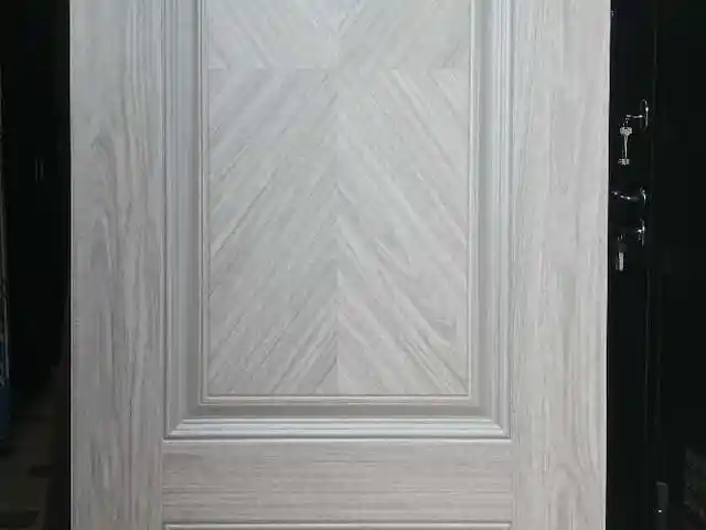 Дверь, Душанбе