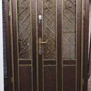 Дверь, Душанбе