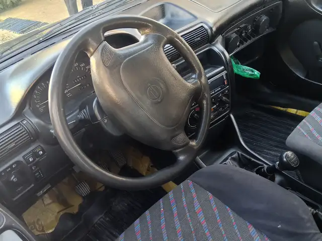 Opel Astra F