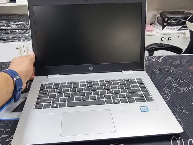 Ноутбук HP core i5 8th ssd m2 256gb ram 8gb UHD 8GB, Душанбе