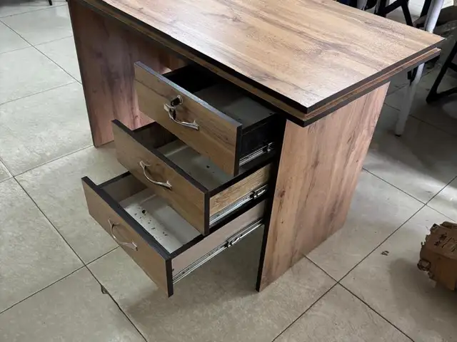 Стол письменный, Душанбе