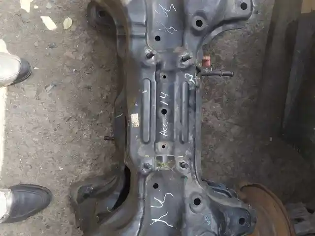 Балка под двигателя Kia Soul AM 2008-14, Душанбе