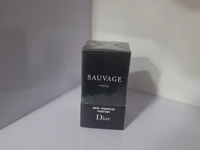 Духи Dior Sauvage Parfum, Хуҷанд