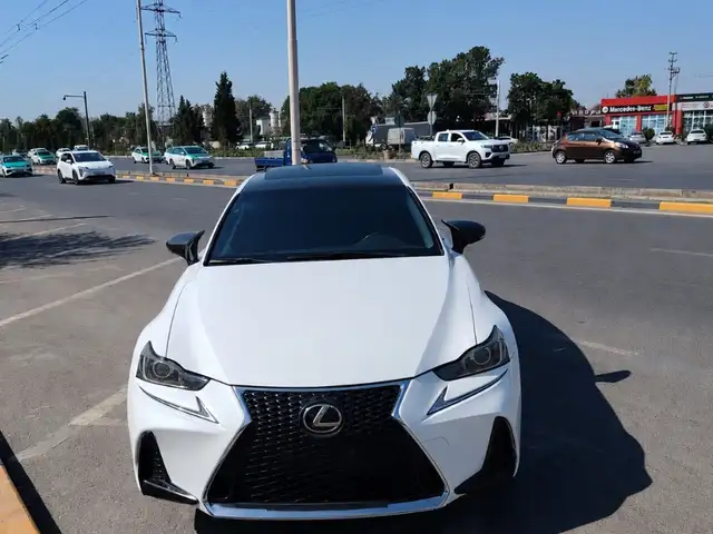 Lexus IS series