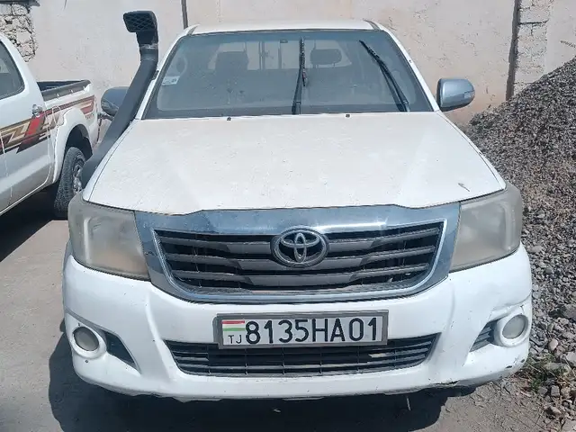 Toyota Hilux