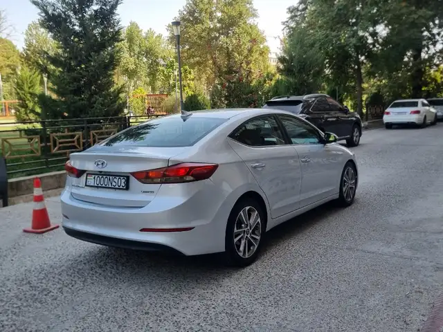Hyundai Elantra, 2018, Душанбе - 5