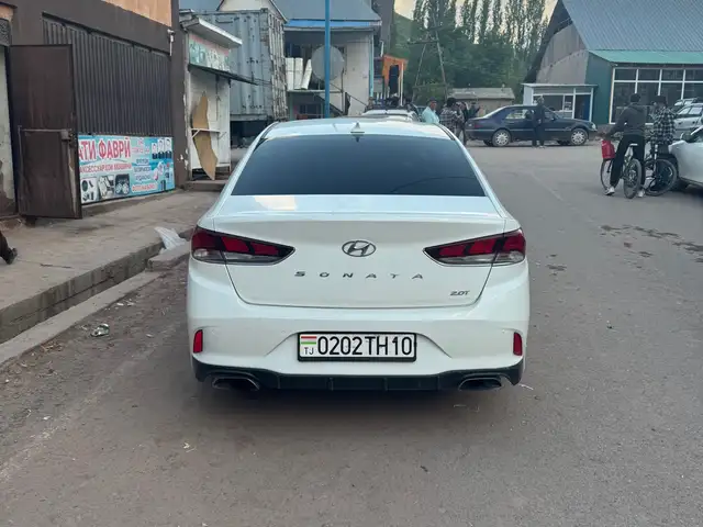 Hyundai Sonata