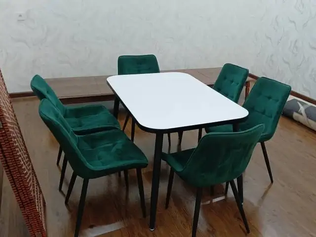 Стол и стулья, Душанбе