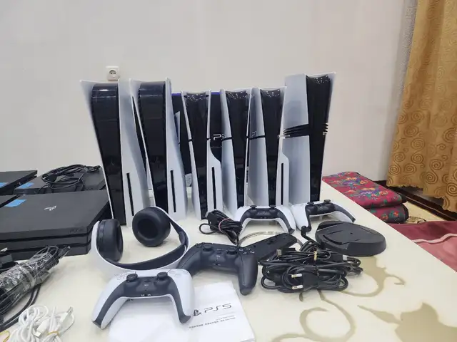 Игровая приставка Sony Playstation 5, Худжанд