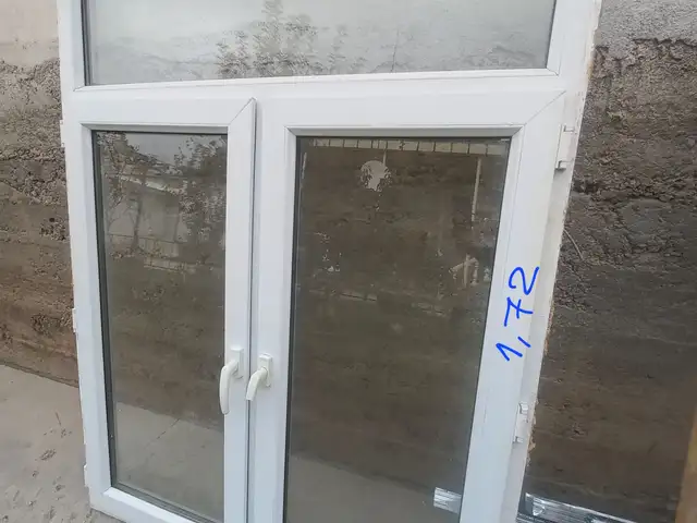 Окно, Душанбе