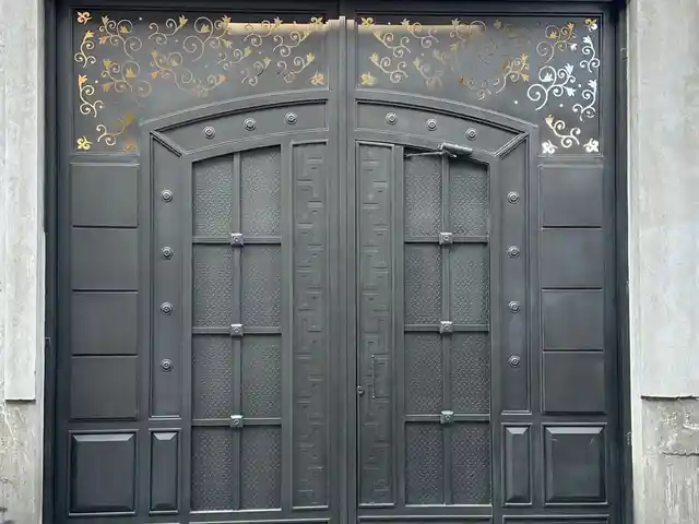 Дарвоза, Исфара