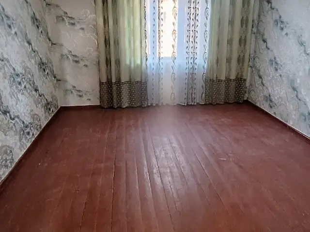 2-комн. квартира, 2 этаж, 47 м², Мактаби 4 ургут махала, Бохтар (Курғон-Теппа)