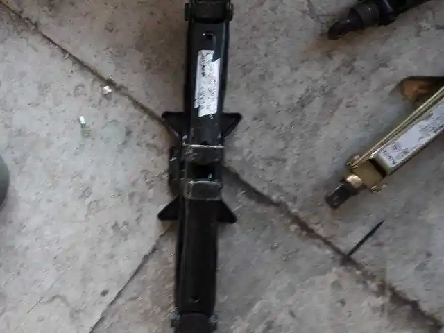 Домкрат, Душанбе