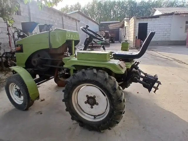 Мини трактор, Вахш