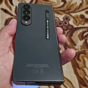 Samsung Galaxy Z Fold 4, Хуҷанд