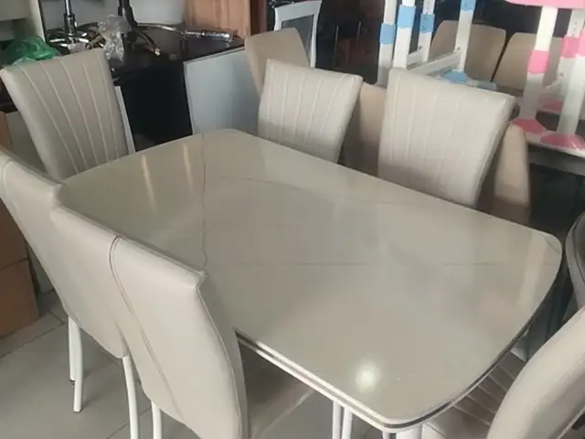 Стол и стулья, Душанбе