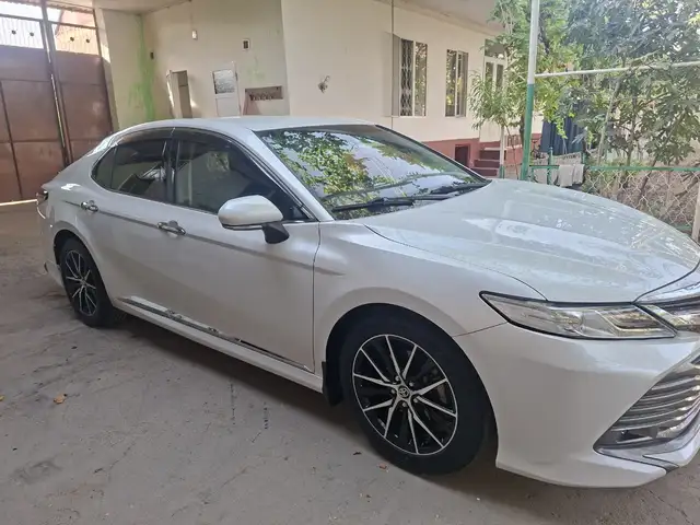 Toyota Camry, 2017, Душанбе - 9