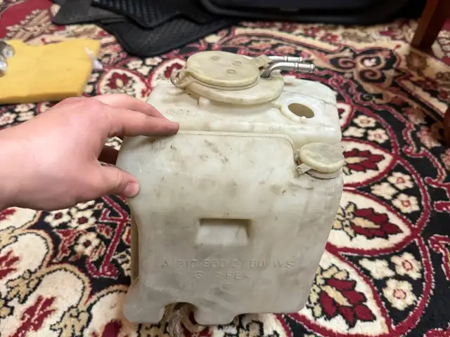 Бачок от Mercedes w210, Хуҷанд