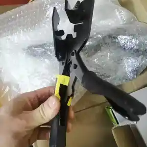 Угловой зажим, Худжанд
