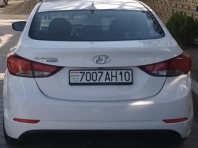 Hyundai Elantra