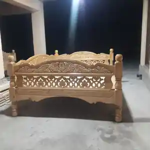 Тапчан, Душанбе