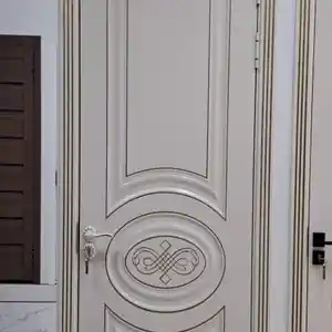 Дверь, Душанбе