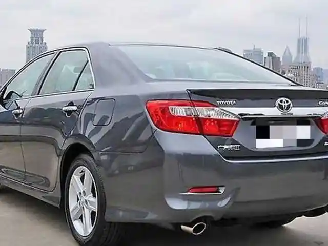 Спойлер на Toyota Camry 4, Душанбе