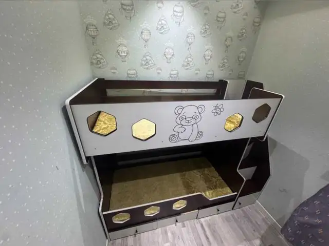Двухъярусная кровать, Душанбе