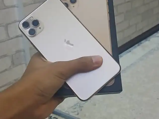 Apple iPhone 11 Pro Max, 256 gb, Gold, Душанбе