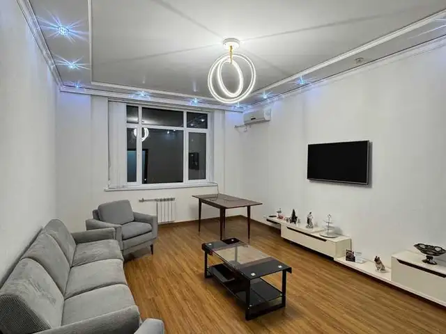 2-комн. квартира, 8 этаж, 106м², Славянский, Душанбе