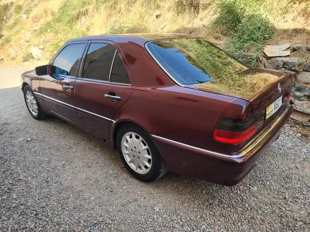 Mercedes-Benz W201