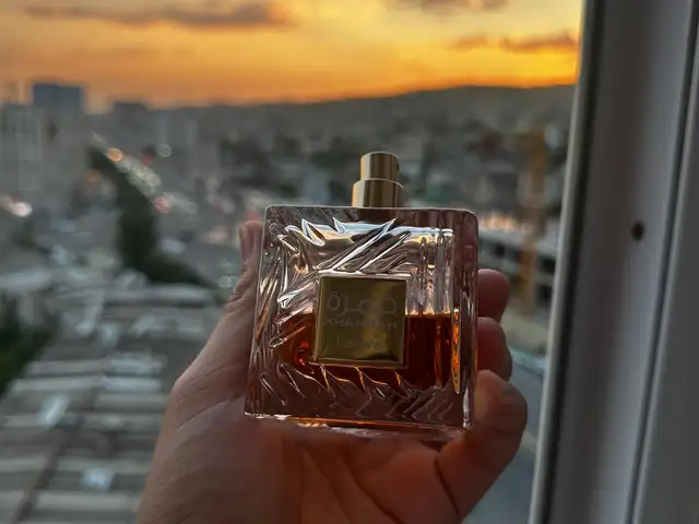 Парфюм Khamrah Lattafa, Душанбе