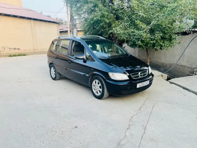 Opel Zafira