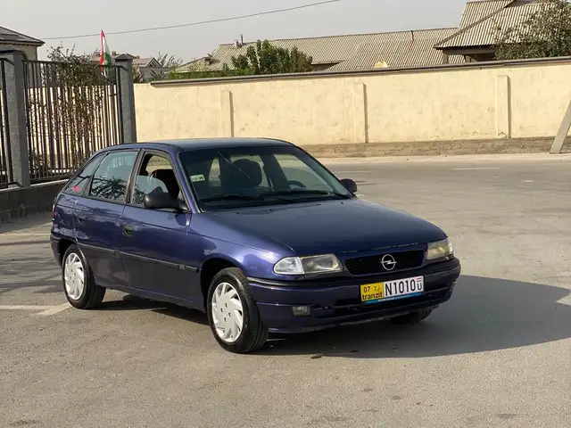 Opel Astra F