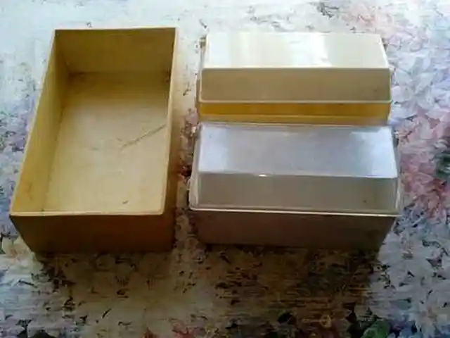 Пластмассовые коробки, Душанбе