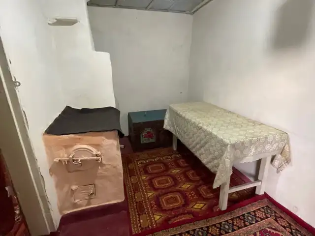 Комната в 1-комн. квартире, 1 этаж, Шохмансур, Душанбе